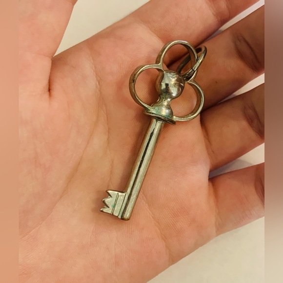 Key pendant - Picture 3 of 4